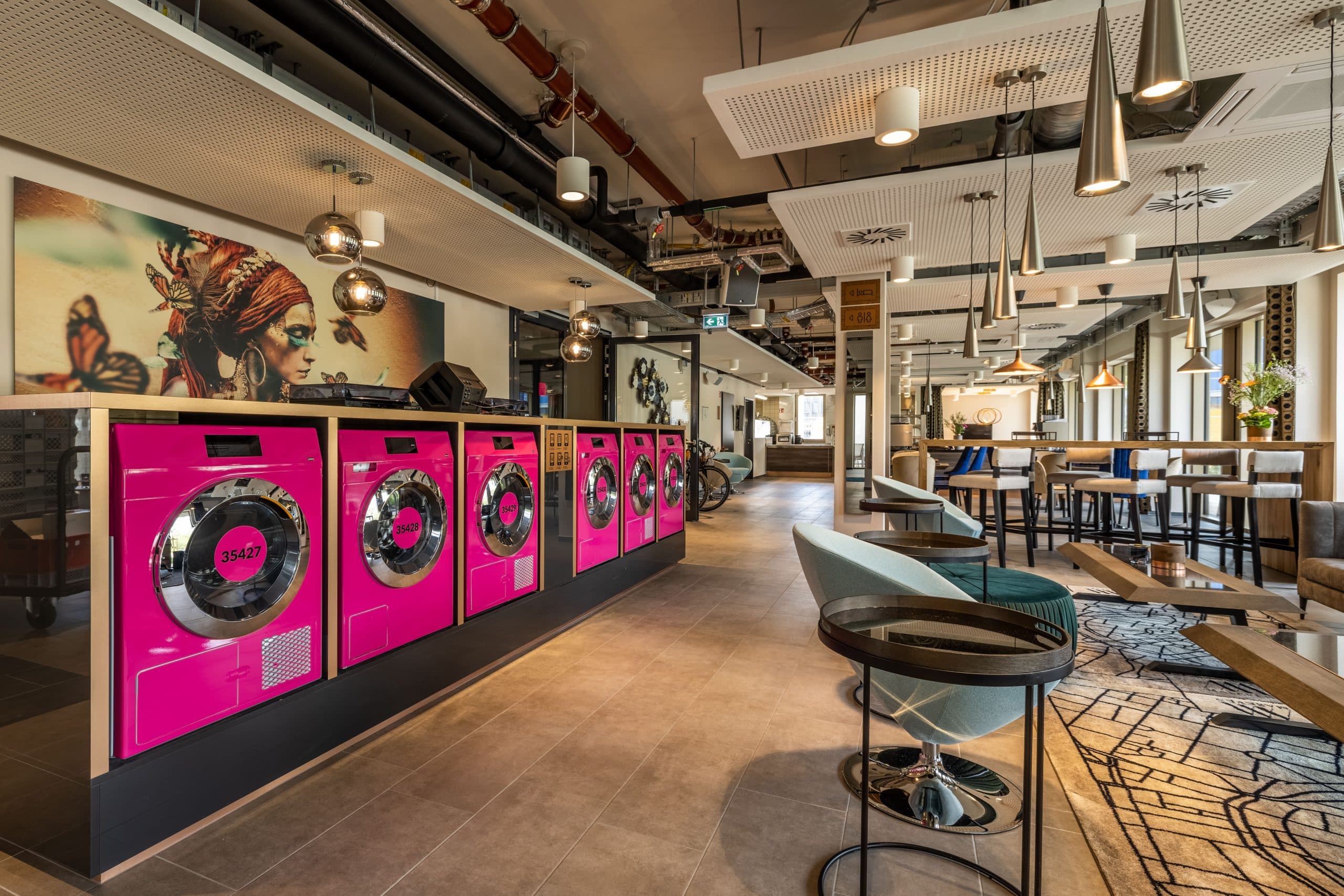 Maseven Hotels München Messegelände Wohnlobby